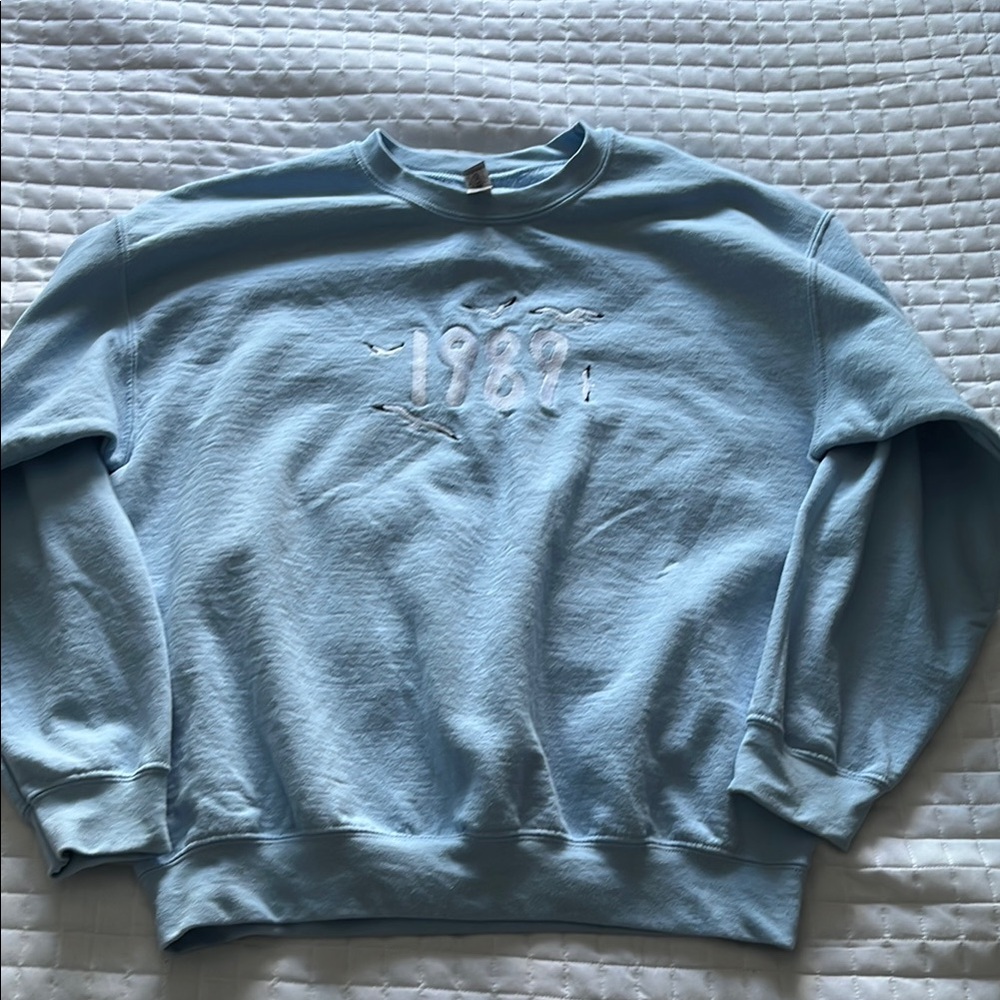 Gildan Unofficial Taylor Swift 1989 Blue Crewneck Sweater Soft Cotton Blend